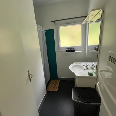 Дом отдыха Petite Maison 2 Pas Du Centre Ланьон
